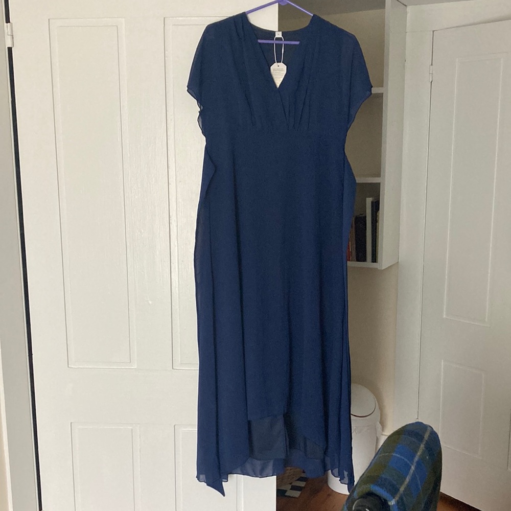 Dress from Fyges (Instagram).  Size medium/large, navy blue, chiffon, hi-lo hem.